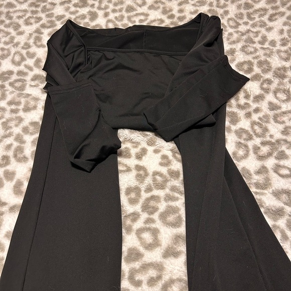 Black body suit! - Picture 2 of 3